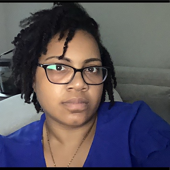 Meet your Posher, Jacqueline - Picture 1 of 1